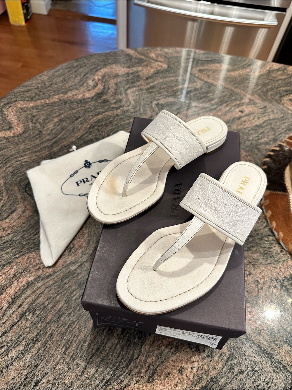 PRADA Vintage White Ostrich Leather Struzzo Thong Sandals IT 38.5 | 1Y9551